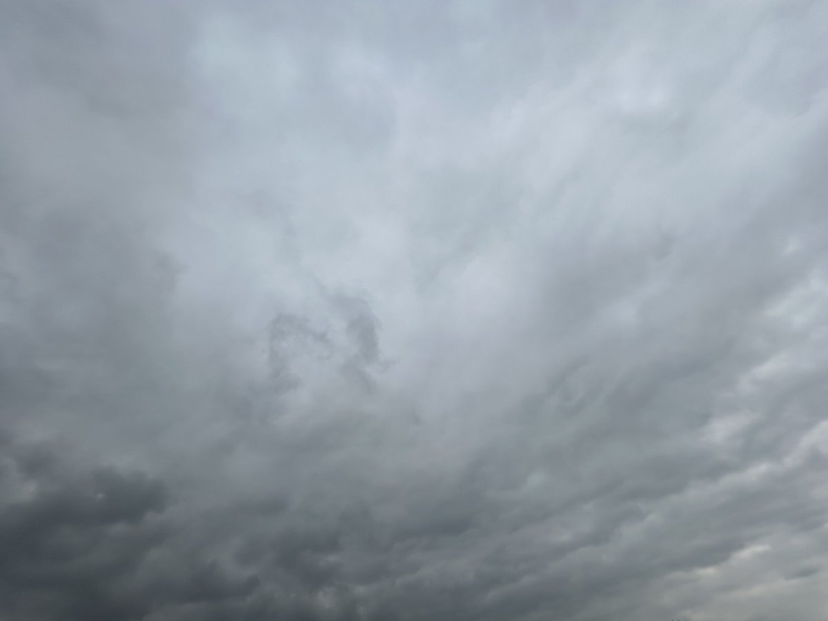 This has been the skies 98% of the time in the last 2 years in Blighty 

Yet our intelligent Gov

Want to spray chemicals into the air we breathe and which will affect the crops that can grow and the birds and insects and animals that literally live by the sunshine 

To dim the