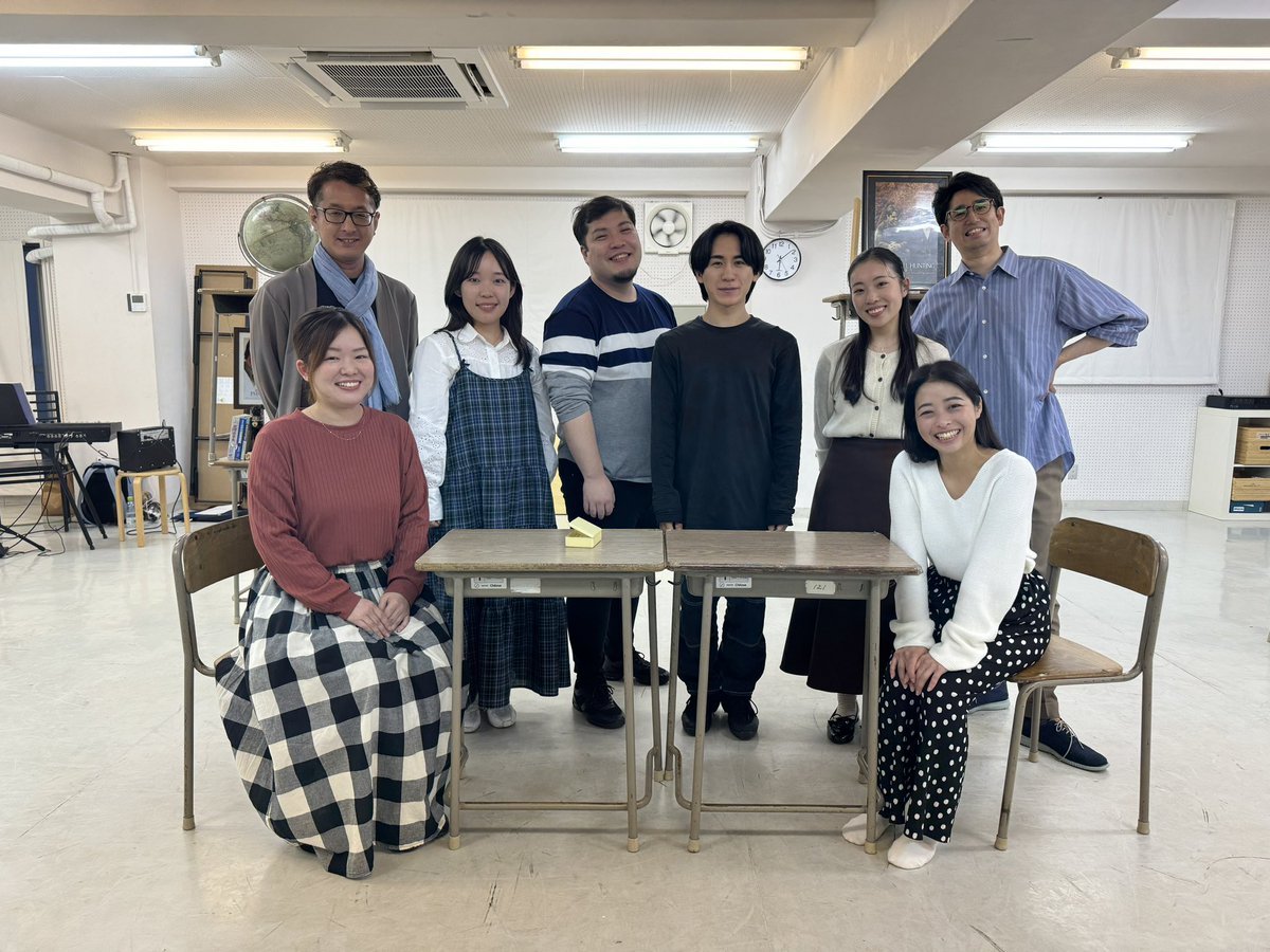 【TipTapワークショップ】
稽古オフの今日はTipTapワークショップ〜Play a Life10周年記念〜を開催しました。

参加者6名の皆様と、稽古場のPlay a Lifeのセットの中で、モノローグや歌唱、シーンワークに取り組みました🐈🎼

明日もワークショップ❗️また新たな方々との出会いが楽しみです♪