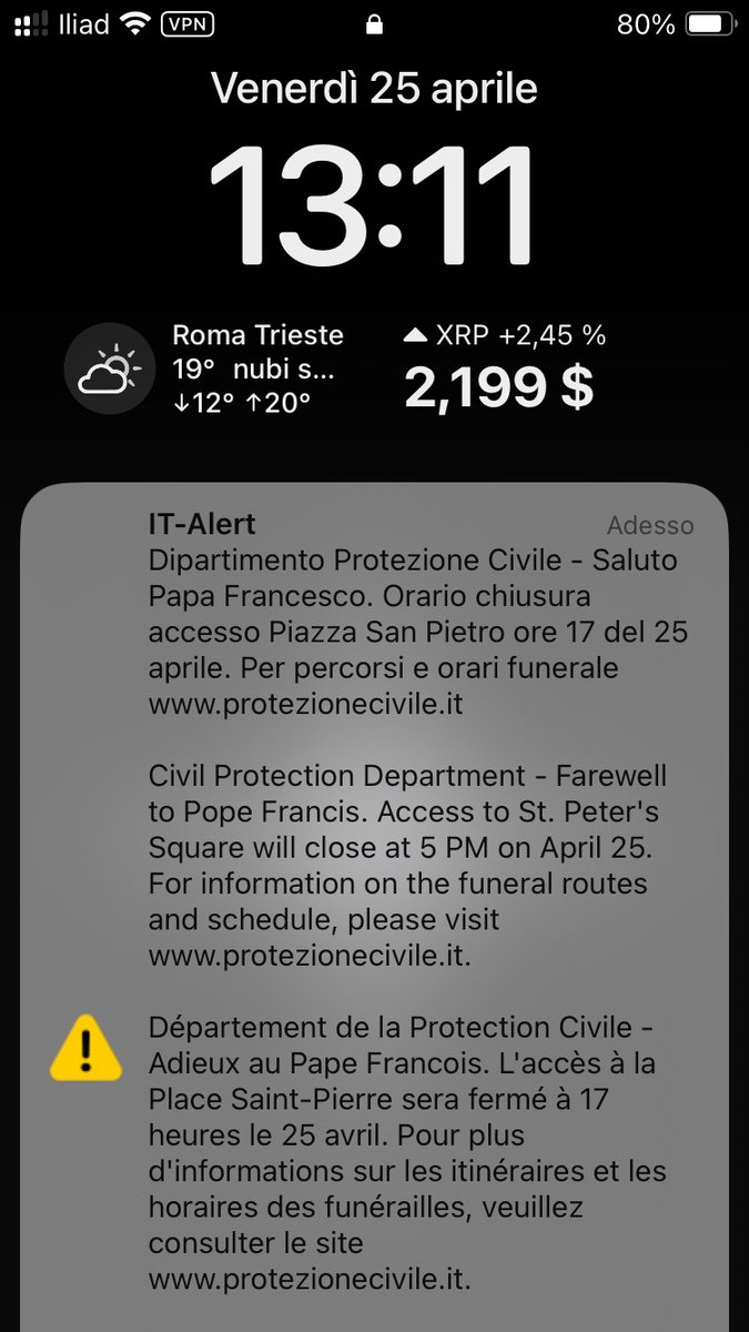 peppolone12's tweet photo. #ITALLERT l'allert per gli orari per visitare il papa, ma sono pazzi quello va usato in caso di terremoti attentati bombe atomiche distruzioni di massa fine del mondo... https://t.co/WabTuiI2JG