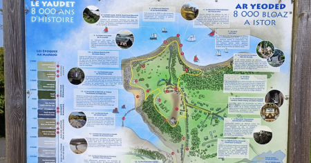 Oppidum du Yaudet (22): « Koz-yeoded » en #Breton, ‘la vieille cité’ est déjà mentionnée dans la  Vie de saint Efflam, rédigée au XIe s. Du fait de ses  vestiges, des nombreuses découvertes de monnaies et poteries antiques,  le Yaudet a toujours attiré l’attention des historiens