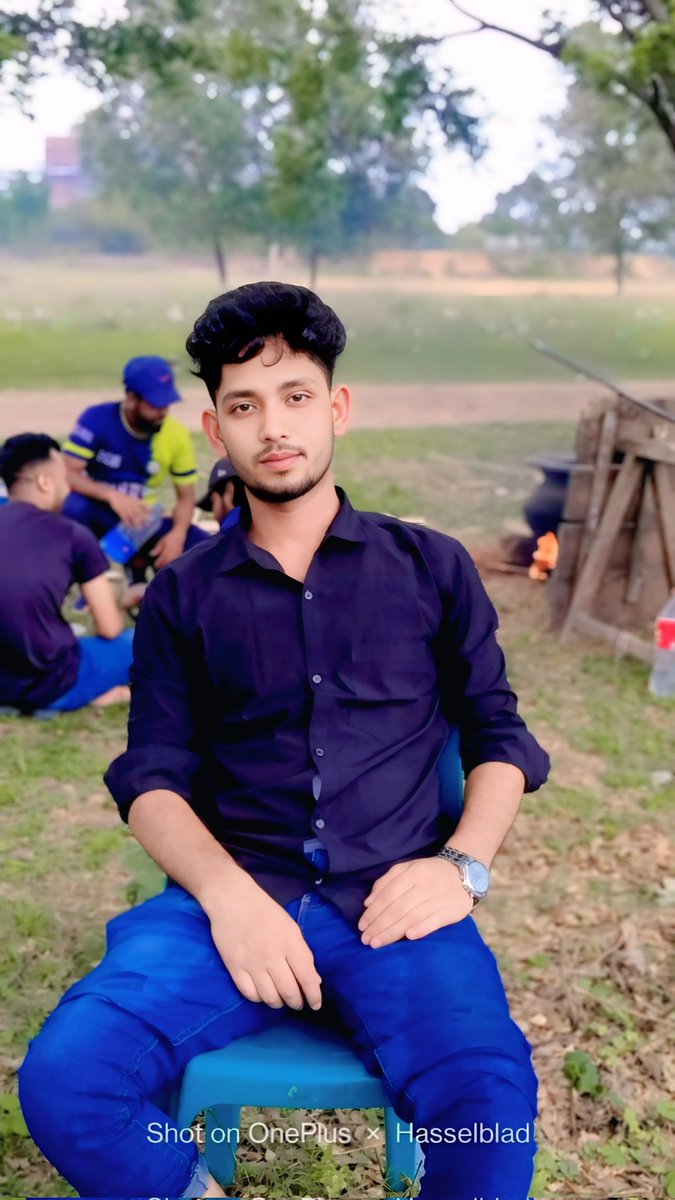 🌸💫সত্যিকারের সম্পর্ক একটা ভালো,বইয়ের মতো,যতই পুরা‌নো হোক ‌ না‌‌ কেনো,তার শব্দ বদলায় না.!❤️✨