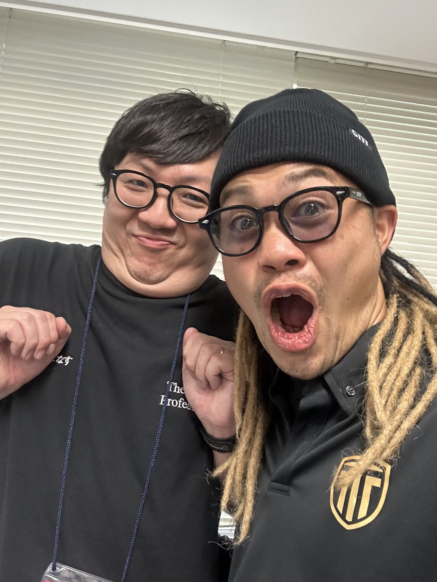 ppppppppppaulo's tweet photo. うちのチームドクターなんだけど、ヒカキンさんに似すぎじゃないですか？🤣
似てると思ったらいいね❤️
みんなの力で本人まで届け！！！笑笑 https://t.co/Dcr5idxeWo