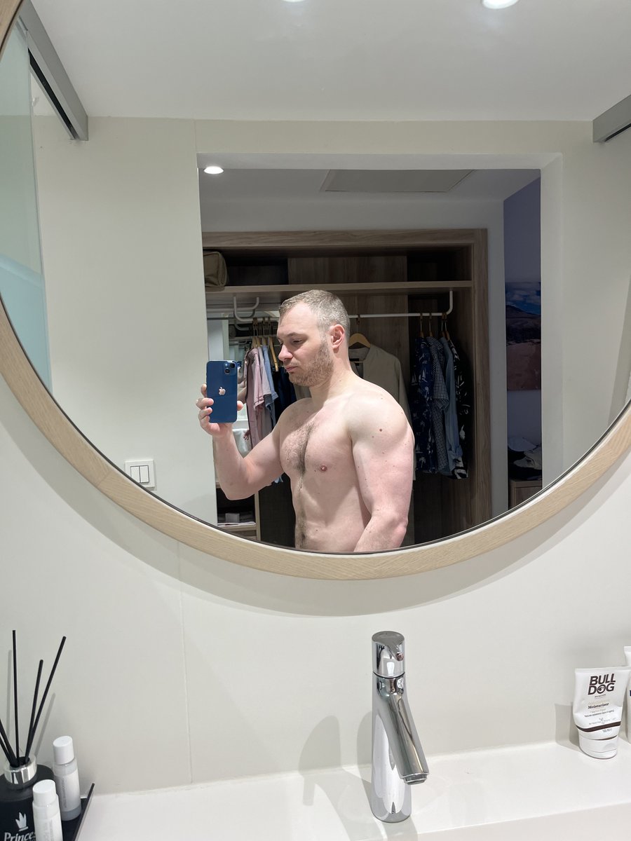 Hotel bathroom lighting just hits different