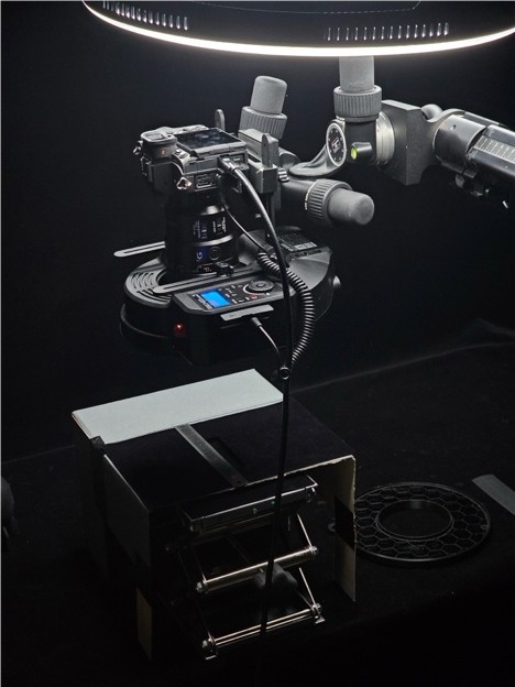 How do we photograph these tiny beautiful metal objects? We build special kit 🥰 … read our photographer @humanofcambridge blog (on our website) to find out more about the challenges, equipment and results baskervillepunches.org/overcoming-cha…