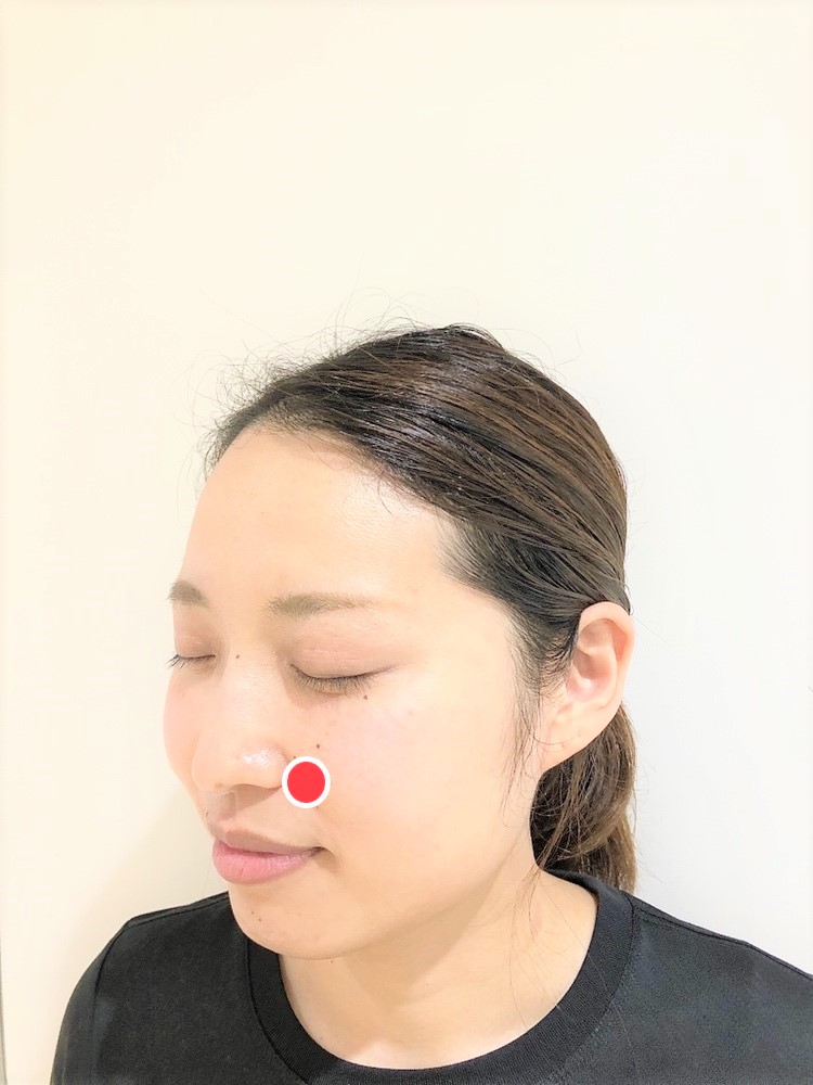Ms20190716's tweet photo. 今週のツボ              
鼻詰まりに「迎香/げいこう」          

効果/鼻の通りを良くする
場所/小鼻のくぼみ

💡人差し指で斜め上に向かって押したり、円を描くようにマッサージする https://t.co/byxlHVm7iT