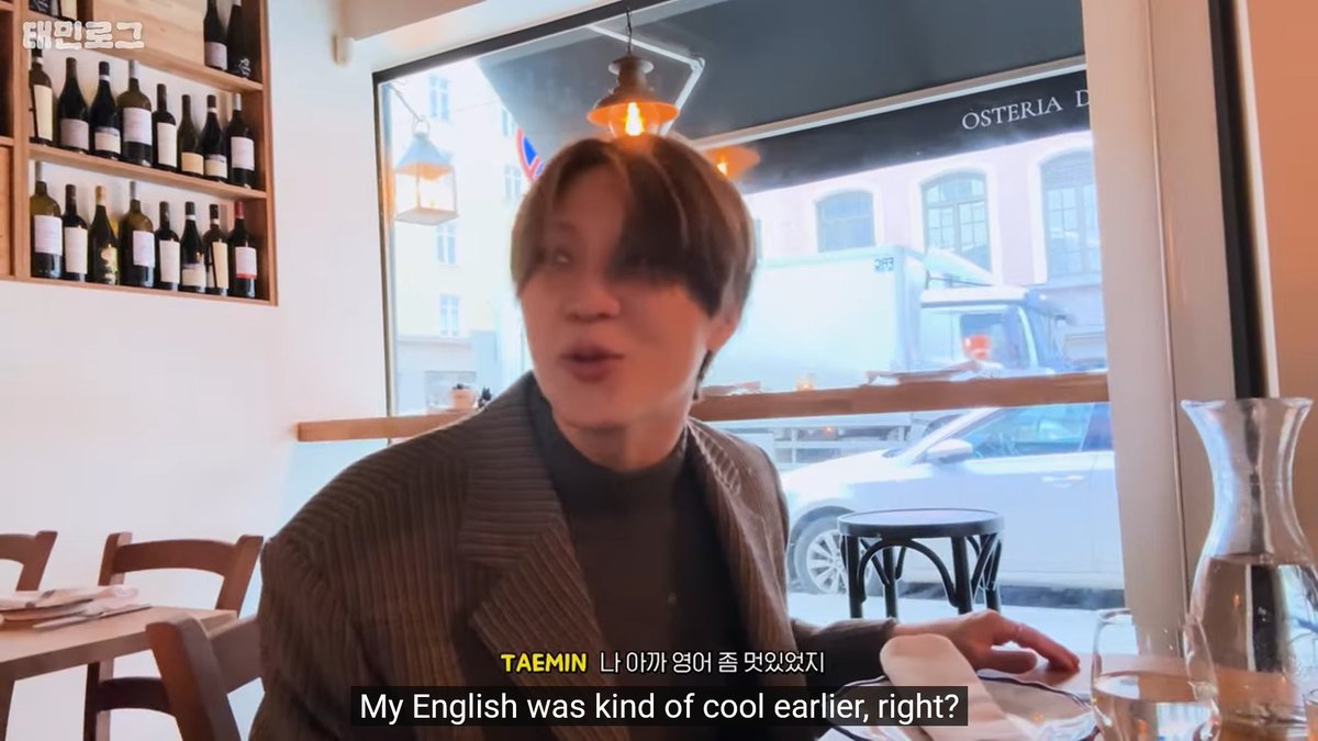 5hawols_Fairy's tweet photo. 'My English was kind of cool earlier right? I can speak English fluently now. Even if I was wrong I said it confidently.' - TAEMIN 💛
So proud of you Lee Taemin. Keep going!🥹👏
#TAEMIN #태민 #TAEMINLOG #태민로그 @TAEMIN_BPM https://t.co/OLJY8Syl6k
