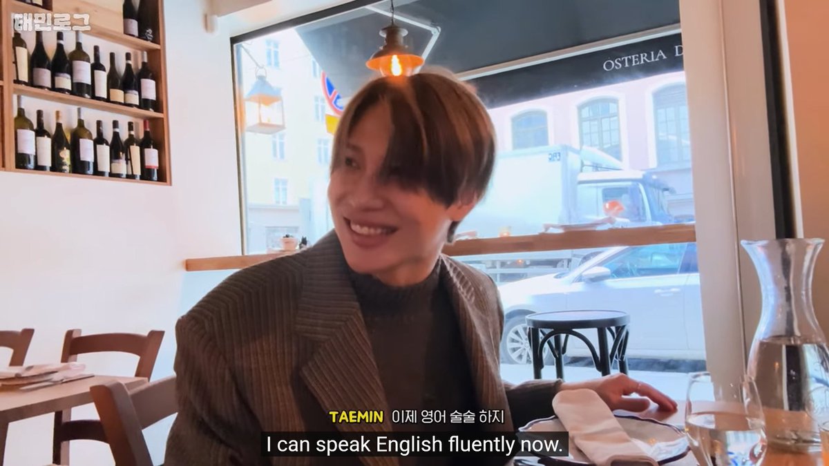 5hawols_Fairy's tweet photo. 'My English was kind of cool earlier right? I can speak English fluently now. Even if I was wrong I said it confidently.' - TAEMIN 💛
So proud of you Lee Taemin. Keep going!🥹👏
#TAEMIN #태민 #TAEMINLOG #태민로그 @TAEMIN_BPM https://t.co/OLJY8Syl6k