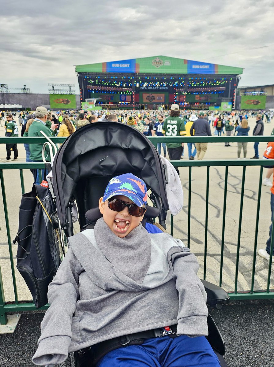 Melissa McCrady (@melissamccrady) on Twitter photo Charlie enjoyed day 1 of the NFL Draft. He approves of the <a href="/Browns/">Cleveland Browns</a> & <a href="/packers/">Green Bay Packers</a> 1st round picks. Let’s keep it up for day 2! Charlie enjoyed day 1 of the NFL Draft. He approves of the <a href="/Browns/">Cleveland Browns</a> & <a href="/packers/">Green Bay Packers</a> 1st round picks. Let’s keep it up for day 2!