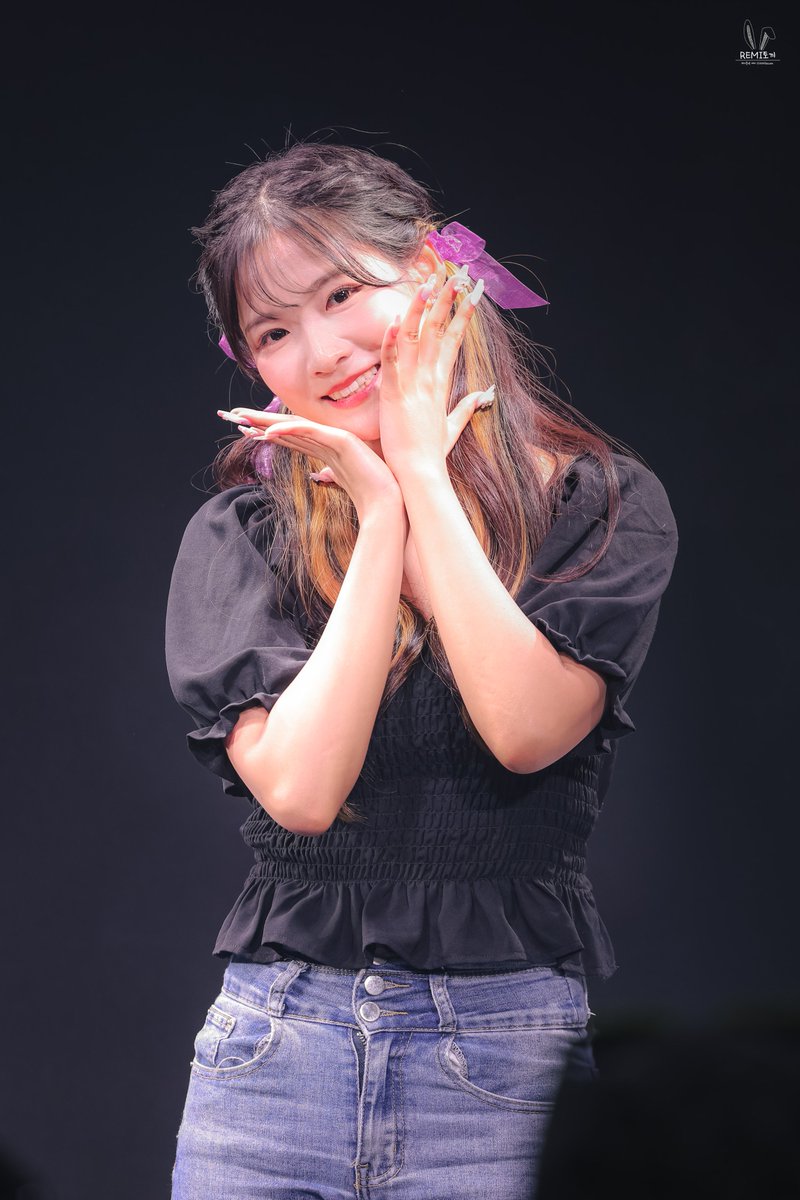 010426com's tweet image. 240721 ♡
{#HappyRemiDay}

오랜 시간이 흘러도,
내 마음은 너에게 머문 채 🤍
사랑은 잊히지 않았고,
믿음은 조용히 자라났어 💜

너의 모든 순간을 멀리서 바라보며,
늘 같은 자리에서 응원해 🩵
다시 만날 날을 기다리며,
생일 축하해, 나의 기적 레미야 💛

#레미 #REMI 
#체리블렛 #CherryBullet