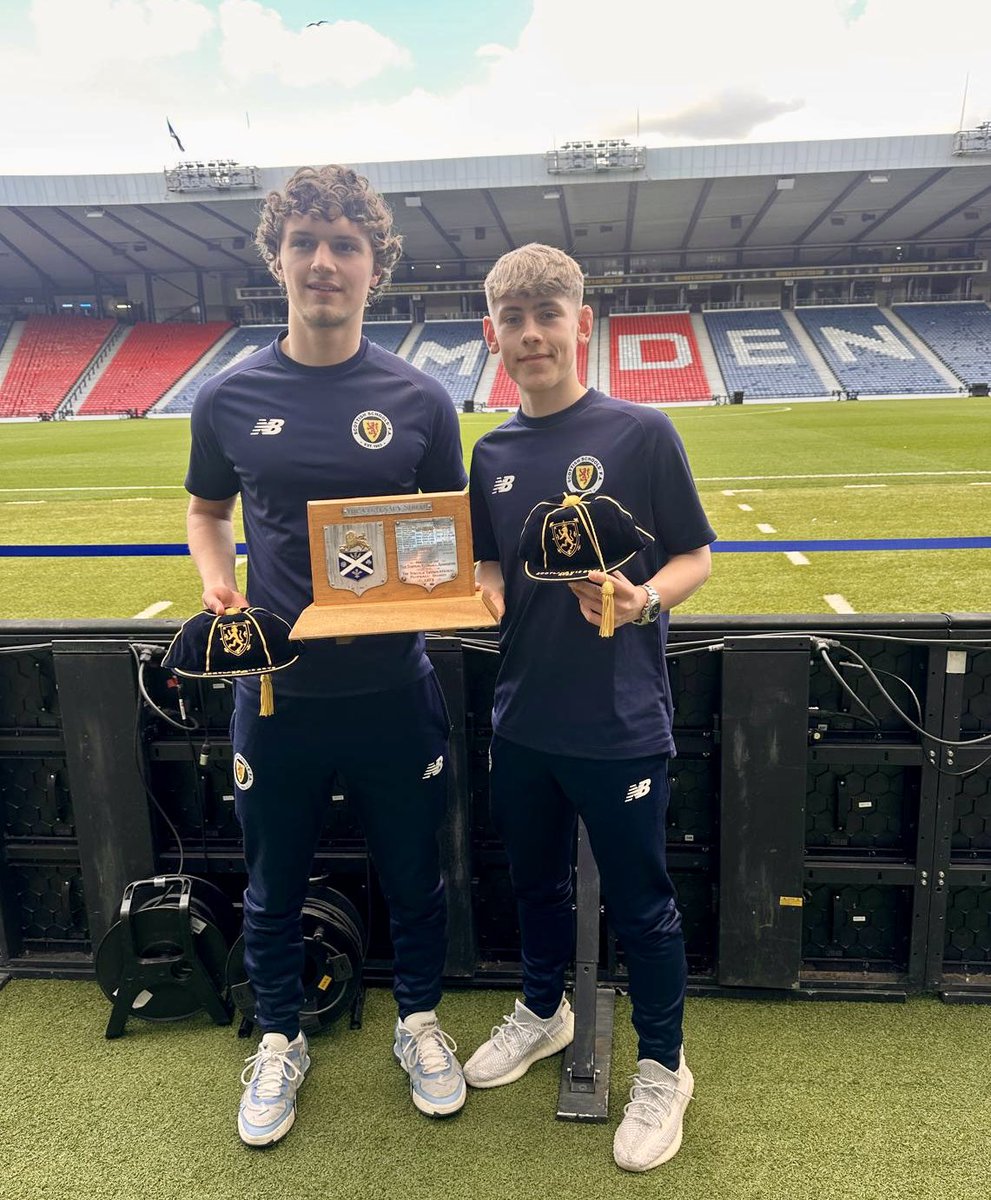 Former players Isaac Blanksby &amp; Flynn McKay with the Centenary Shield, which the Under 18 Scotland Schoolboys won outright, the first time since 2000. 

They were presented with their Scottish Caps at Hampden Park.

Well done lads ⚽️👍