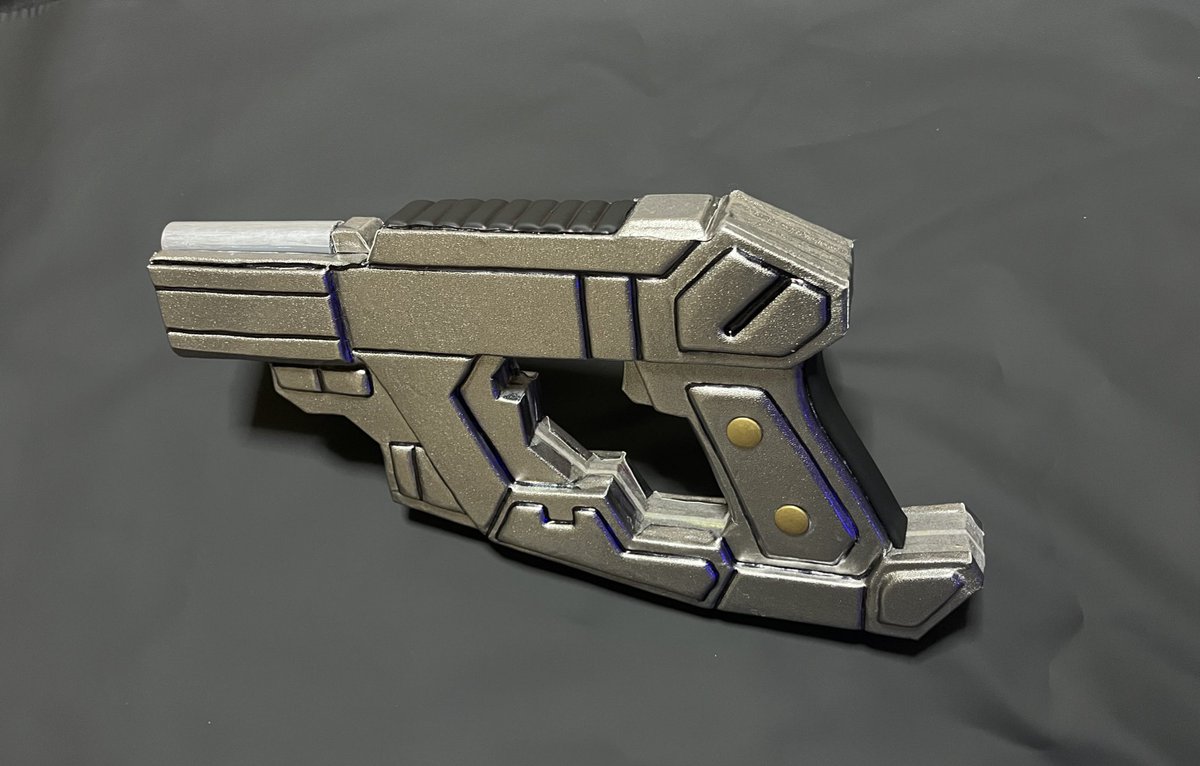 gwc71456029's tweet image. 塗装の予定だったが、生地貼りに変更。
んで、完成しました✨✨
なかなか良い出来ではないでしょうか？

こいつの名前は、後で考えます笑

#CH2