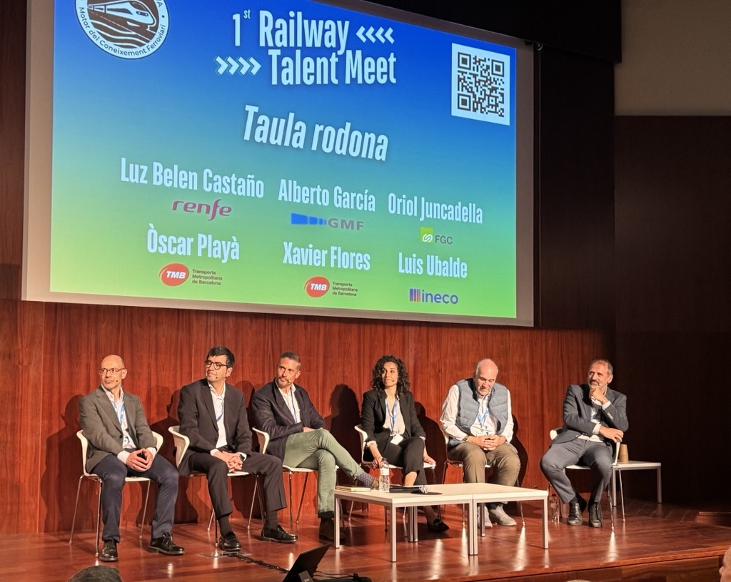 🎓Participem en la Railway Talent Meet de la <a href="/la_UPC/">Universitat Politècnica de Catalunya (UPC)</a> i la Fira MEMEnginy de la <a href="/UABBarcelona/">Universitat Autònoma de Barcelona</a> per apropar el sector ferroviari als seus futurs i futures professionals.
🤝Compartim la nostra experiència per captar l’atenció de joves que vulguin dedicar-se al món ferroviari.