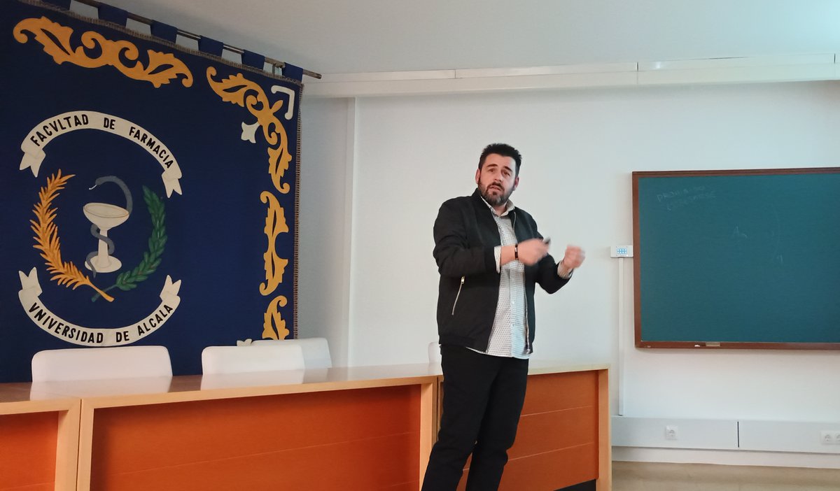 Javier Carreras (@javicarreras_) on Twitter photo Wonderful talk from <a href="/FranciscoJH84/">Francisco Juliá</a> about 𝘐𝘭𝘭𝘶𝘮𝘪𝘯𝘢𝘵𝘪𝘯𝘨 𝘌𝘢𝘳𝘵𝘩-𝘢𝘣𝘶𝘯𝘥𝘢𝘯𝘵 𝘔𝘦𝘵𝘢𝘭𝘴: 𝘕𝘦𝘸 𝘖𝘱𝘱𝘰𝘳𝘵𝘶𝘯𝘪𝘵𝘪𝘦𝘴 𝘪𝘯 𝘖𝘳𝘨𝘢𝘯𝘪𝘤 𝘚𝘺𝘯𝘵𝘩𝘦𝘴𝘪𝘴, in our doctoral program seminars. Outstanding chemistry, thanks for visiting us! <a href="/UAHes/">Universidad Alcalá</a> <a href="/IQAR_UAH/">IQAR-UAH</a> Wonderful talk from <a href="/FranciscoJH84/">Francisco Juliá</a> about 𝘐𝘭𝘭𝘶𝘮𝘪𝘯𝘢𝘵𝘪𝘯𝘨 𝘌𝘢𝘳𝘵𝘩-𝘢𝘣𝘶𝘯𝘥𝘢𝘯𝘵 𝘔𝘦𝘵𝘢𝘭𝘴: 𝘕𝘦𝘸 𝘖𝘱𝘱𝘰𝘳𝘵𝘶𝘯𝘪𝘵𝘪𝘦𝘴 𝘪𝘯 𝘖𝘳𝘨𝘢𝘯𝘪𝘤 𝘚𝘺𝘯𝘵𝘩𝘦𝘴𝘪𝘴, in our doctoral program seminars. Outstanding chemistry, thanks for visiting us! <a href="/UAHes/">Universidad Alcalá</a> <a href="/IQAR_UAH/">IQAR-UAH</a>