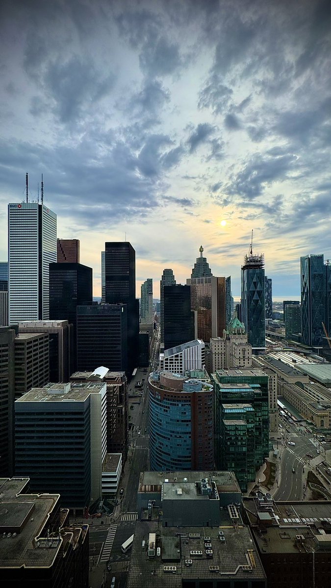 A beautiful morning in <a href="/Toronto/">T O R O N T O 🍁</a> 
#Toronto #TheSix