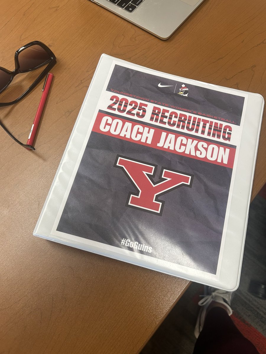 There’s just something about a good old-school binder! <a href="/ShaynaOGore/">shayna</a> always keeping me organized🔥💯 

Excited to 👀 our future 🐧s‼️
