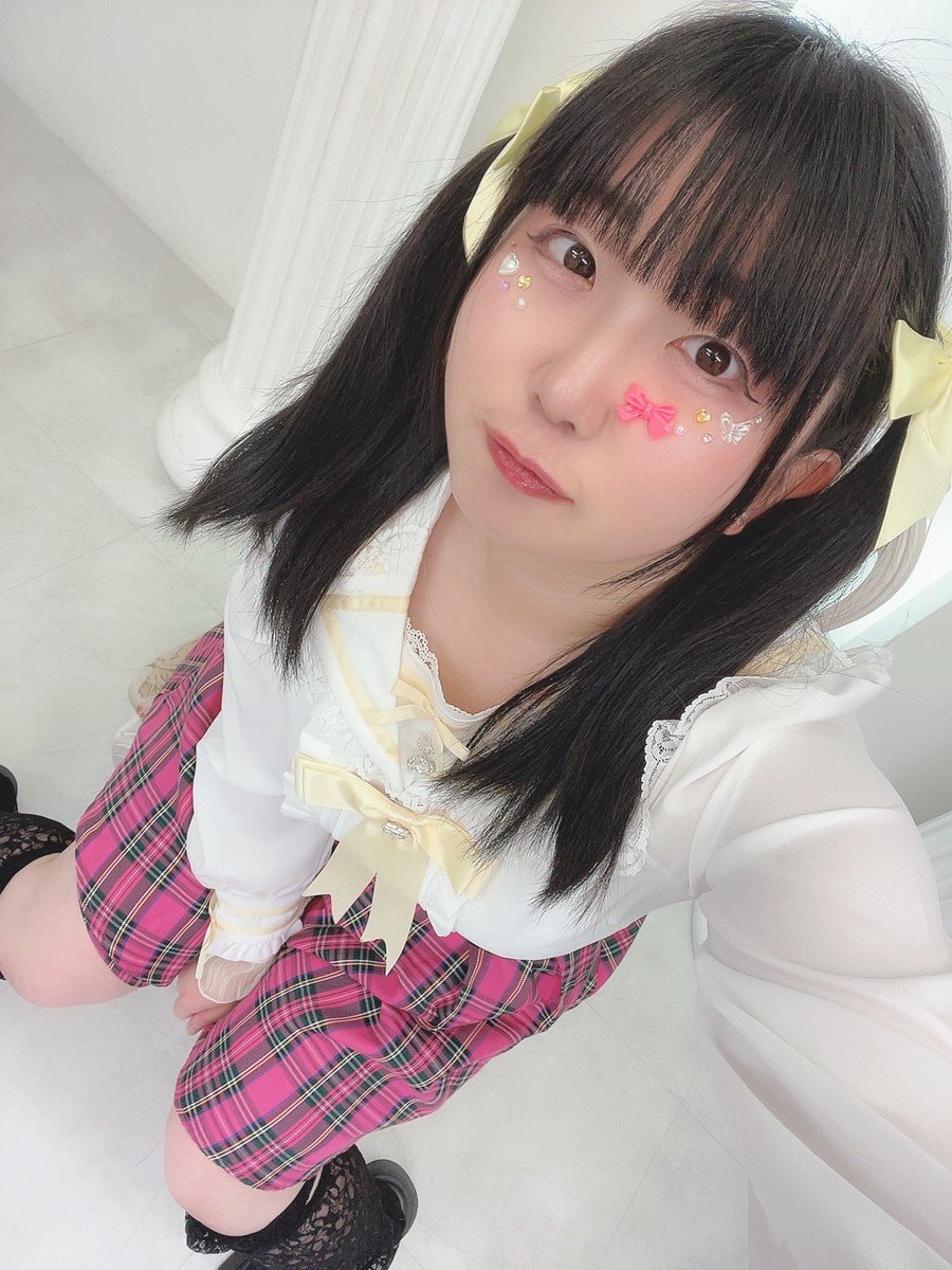 まぁ、まだ、ロリもどきできるらしいのでな！！！うん！！！
学生って言われても仕方ないな！がはは！(垢抜けられてないともいう)