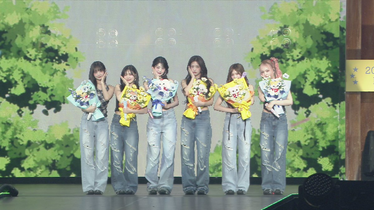 IVEstarship_JP's tweet photo. 📸
2025 IVE THE 3RD FAN CONCERT
＜IVE SCOUT＞
in KOBE 🏕️ DAY 1 💐

#IVE #아이브 #アイヴ
#IVE_SCOUT https://t.co/OZ4y8PoPlv