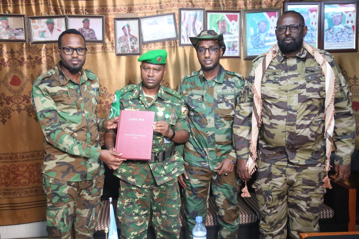 aussom_'s tweet photo. #AUSSOM Sector 5 Commander, Colonel Oscar Hatungimana, hosted Hirshabelle State Minister of Security, Mohamed Abdirahman Kheyre, in Jowhar on Thursday to discuss security.

They pledged to enhance cooperation between AUSSOM’s Burundi forces and the local administration to combat illegal armed groups. #AUSSOMInTheSectors