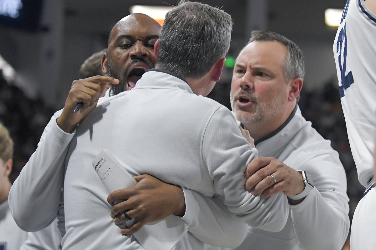 cavalierinsider's tweet image. The Virginia men's basketball program has a new-look coaching staff, and most of those coaches followed Ryan Odom from #VCU to #UVa, including Bryce Crawford and Matt  Henry. 
“The environment Coach [Odom] puts us in is empowering and encouraging." tinyurl.com/3n9cz8hd