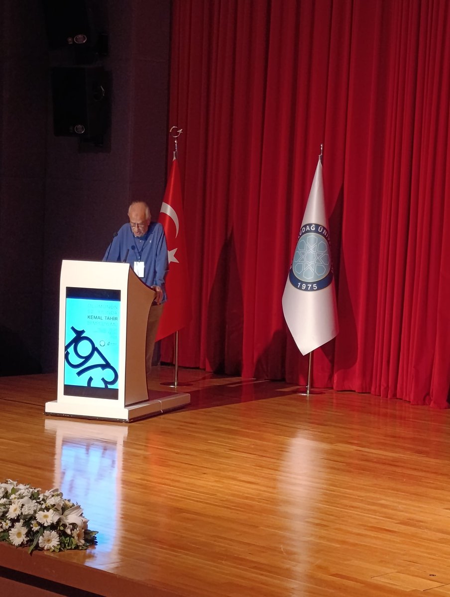 Erol Üyepazarcı, Kemal Tahir'in cezaevinden çıktıktan sonra yaşadığı baskı ortamını ve bu dönemde Çağlayan Yayınları ile ilişkisini anlatıyor.