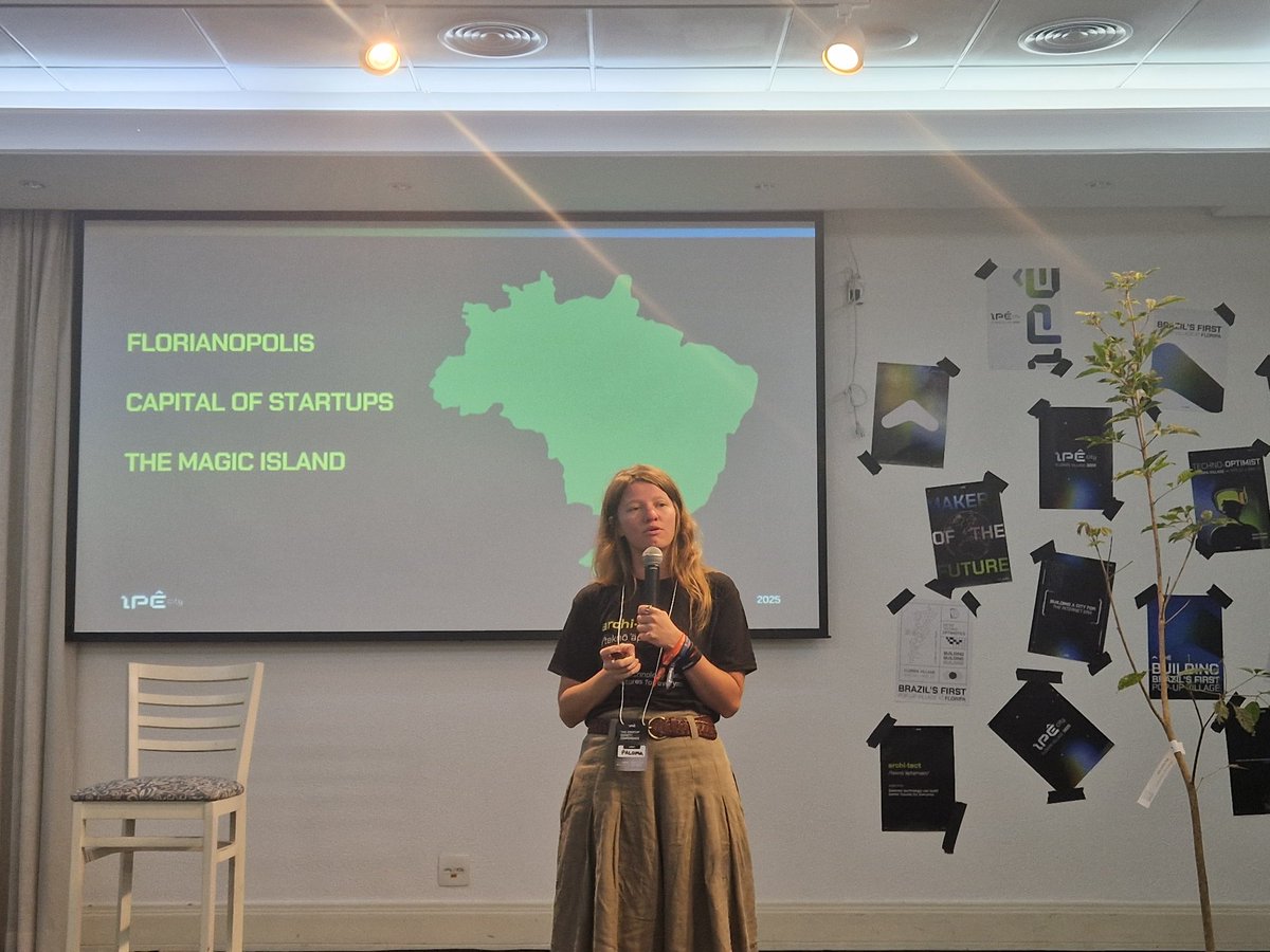 JupiterBlock's tweet photo. Starting #IslandNetwork with the Magic Island of Florianopolis at @ipecity ❤️☀️☠️😎 https://t.co/xzlnmASg1z