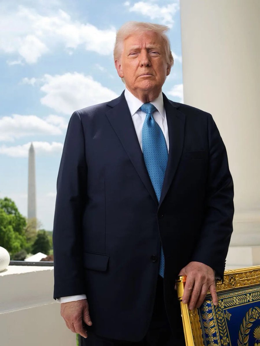 🚨A photo from President Trump’s first 100 days interview with TIME Magazine has been released: