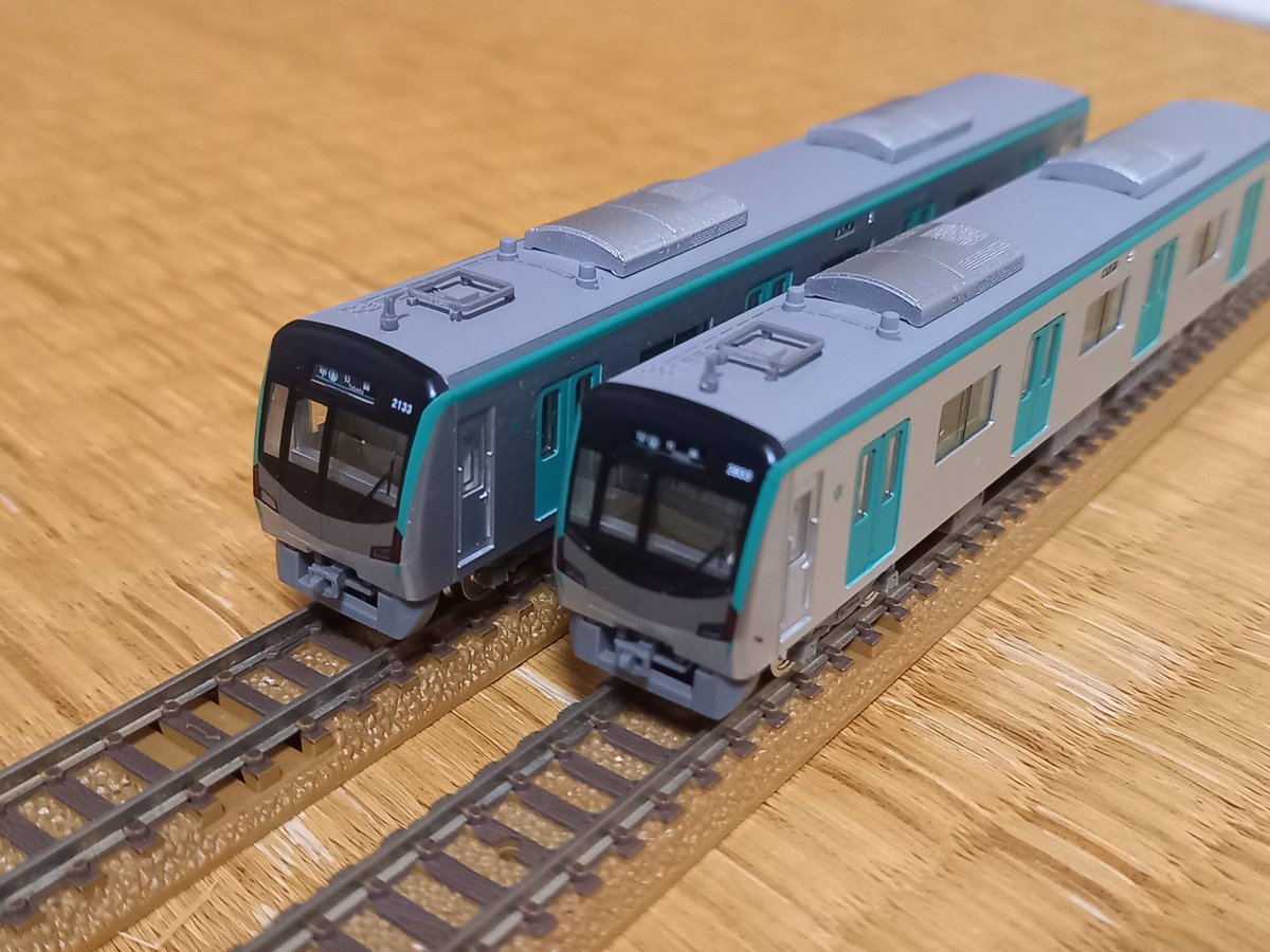 鉄コレの京都市交20系。とりあえず先頭車だけNゲージ化しました。6両