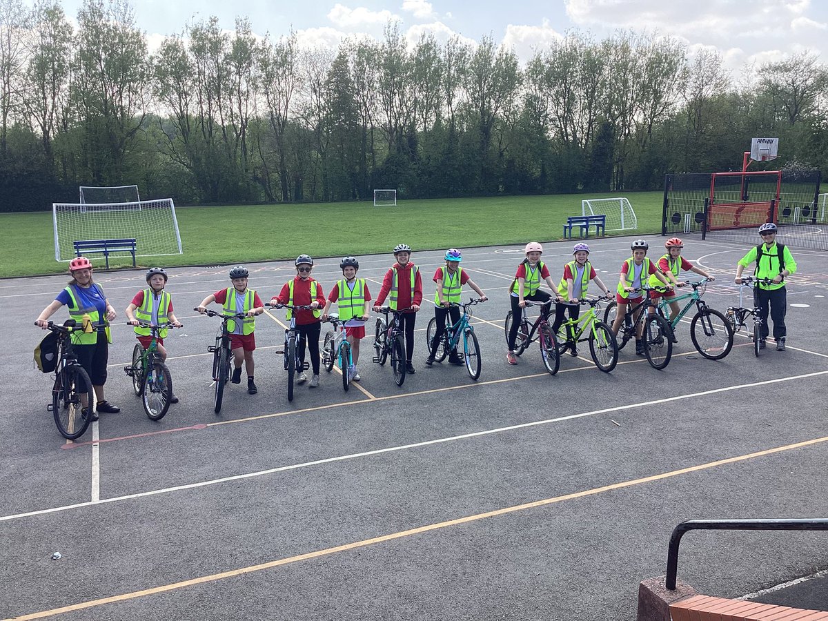 class6Aspull's tweet image. Well done to all the Y6 children who completed and passed the Level 2 Bikeability course this week. Stay safe out there and remember everything you learnt. #acpspe #acpswellbeing
