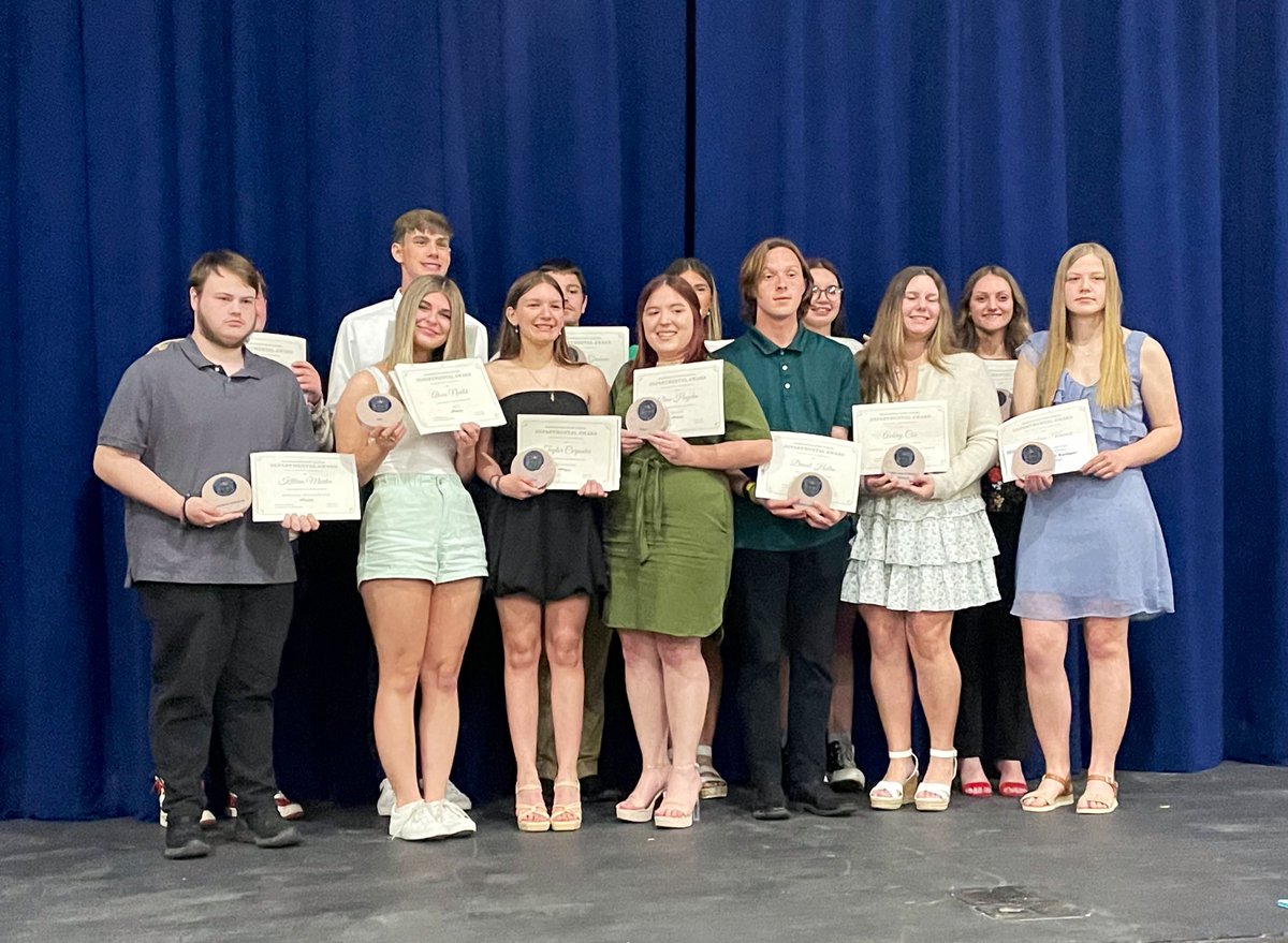 Jennifer Kephart (@drjkephart) on Twitter photo Congratulations to all of our <a href="/gowhsbluejays/">Washington High School</a> Senior Award winners with over $495K awarded in scholarships so far this year. A special congratulations to Landen as the <a href="/MASALeaders/">MASA Leaders</a> Superintendent Scholarship winner! 🎓💙🤩 #BlueJayPRIDE #ClassOf2025 Congratulations to all of our <a href="/gowhsbluejays/">Washington High School</a> Senior Award winners with over $495K awarded in scholarships so far this year. A special congratulations to Landen as the <a href="/MASALeaders/">MASA Leaders</a> Superintendent Scholarship winner! 🎓💙🤩 #BlueJayPRIDE #ClassOf2025
