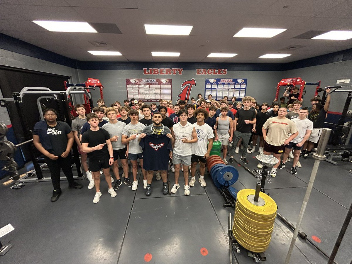Our high school Lifter of the KINGDOM this week is Senior defensive linemen Jawad Aarda! #UNCOMMON #EAGLESKINGDOM