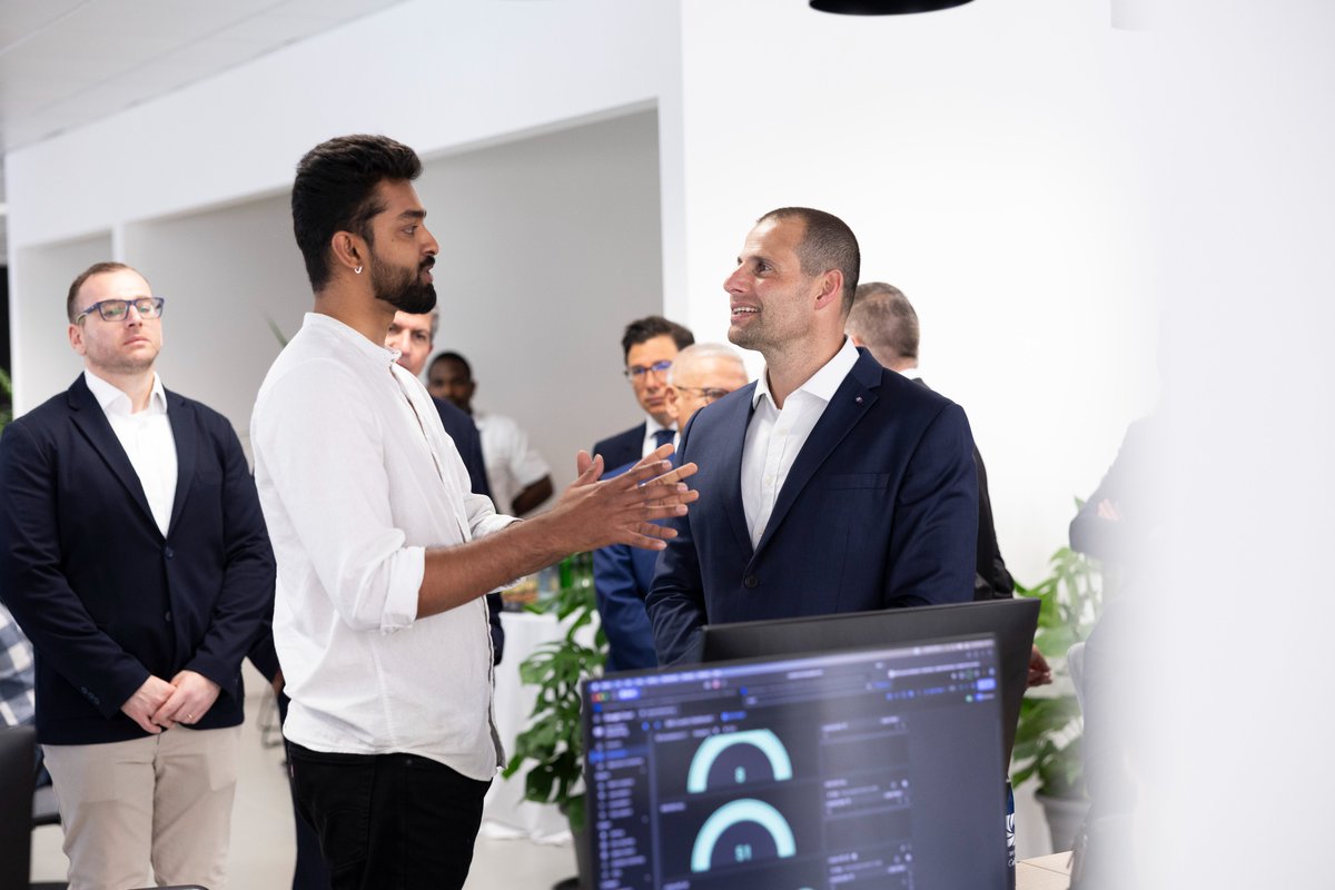 eCabsTech's tweet photo. This morning PM of Malta @RobertAbela_MT, Minister for Transport @ChrisBonett_CB, &amp; esteemed guests of @BOVtweets &amp; Malta Development Bank joined us in officially inaugurating our new HQ.

Also announced Berlin 🇩🇪 &amp; Bristol 🇬🇧 expansions.

We're just getting started. Stay tuned! https://t.co/4oq109tIpg