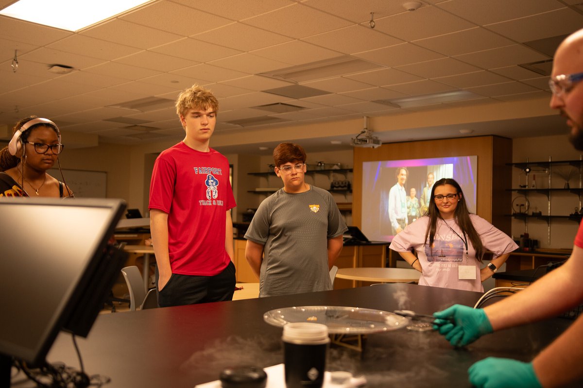 SUMMER CAMPS! ☀️

Experience what it feels like to be a Roberts Wesleyan Redhawk. 

Camps run Sunday-Friday the weeks of July 13 and July 20 with an optional weekend stay. The cost of camp includes meals, overnight stay, camp experiences, labs, and more. 
hubs.ly/Q03h3mvn0