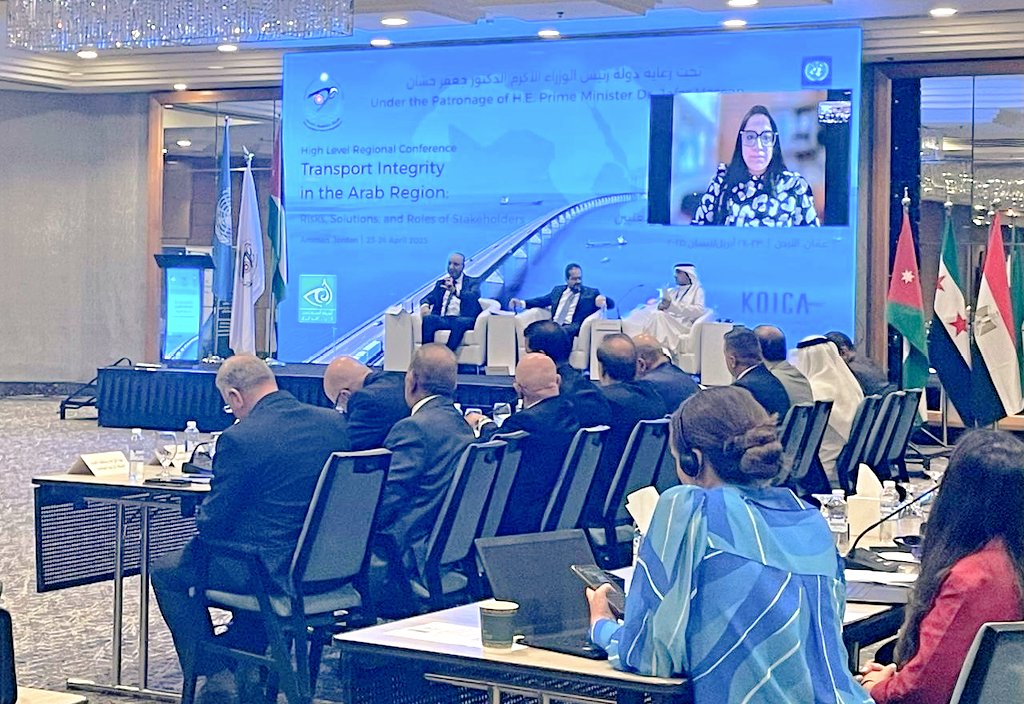 UNDP_ACIAC's tweet image. Panel 1️⃣ of the #Transport_Integrity regional conference made the business case for prioritizing multi-stakeholder action on #governance #integrity in #air #water &amp;amp; #land transportation systems, showing how this will help boost efficiency, safety, responsiveness &amp;amp; sustainability.