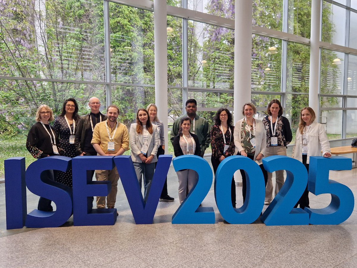 Well into day 2 of #ISEV2025 in Vienna! Exciting plenary talk by Harald Stenmark this morning on ESCRT and EV biogenesis. Great discussions and new insights with the Norwegian delegation. Proud to represent <a href="/NOR_EVs/">NOR-EV</a> at this global #extracellularvesicles event! <a href="/IsevOrg/">ISEV</a>