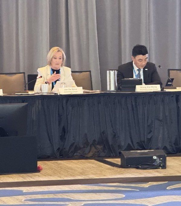 APECBiz's tweet image. ABAC Canada’s Jan de Silva leads the meeting of the AI and Digital Innovation WG on digital economy issues including sustainably powering the digital economy, enabling the responsible use of AI, bridging the digital divide, and greater engagement between ABAC and APEC.