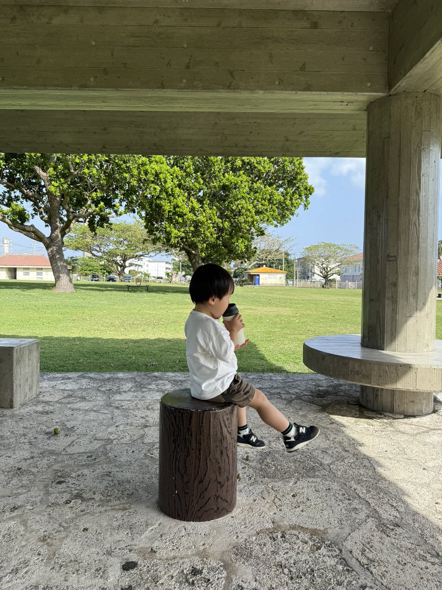 techi_techi's tweet photo. 赤ちゃんができる事が奇跡で
お腹で育ってくれるのも奇跡で
母子共に無事で出産できるのも奇跡で
すくすく育つのも奇跡で

そんな奇跡を毎日噛み締めると
泣いたり、わがまま言ったり、イタズラしたり、他人に迷惑かけない事ならば
大概は受け止めてあげたくなってしまう母心🤱
懐どんどん広くなるわな https://t.co/I6T1lvUUXk