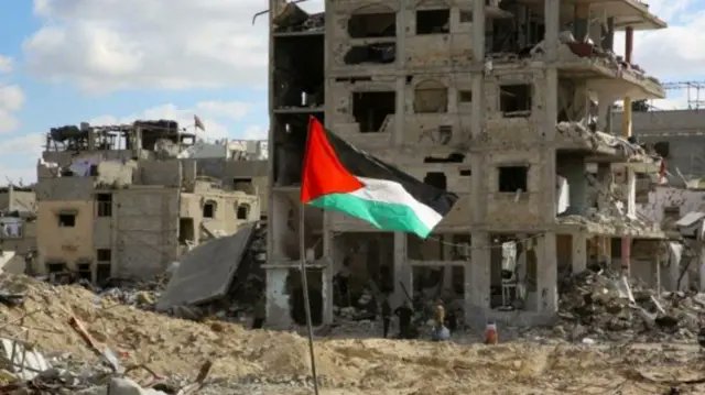 PLEASE DON'T SKIP 🚨

I ask everyone who sees this to comment with any comment, reply 🍉 or 🇵🇸 or even a DOT! . My account is subject to many restrictions and shadowban