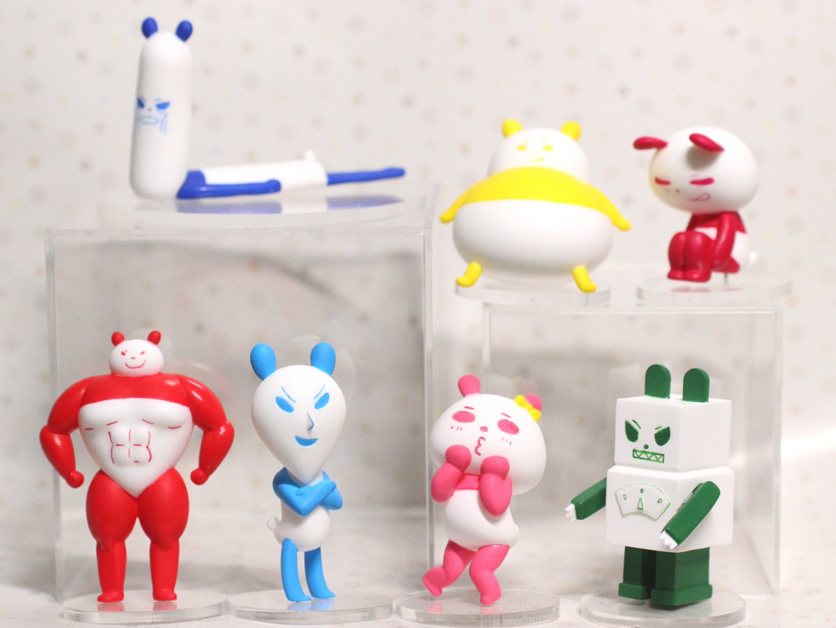 持ち込みの品はすべて未塗装未組み立て業者複製ガレージキットです