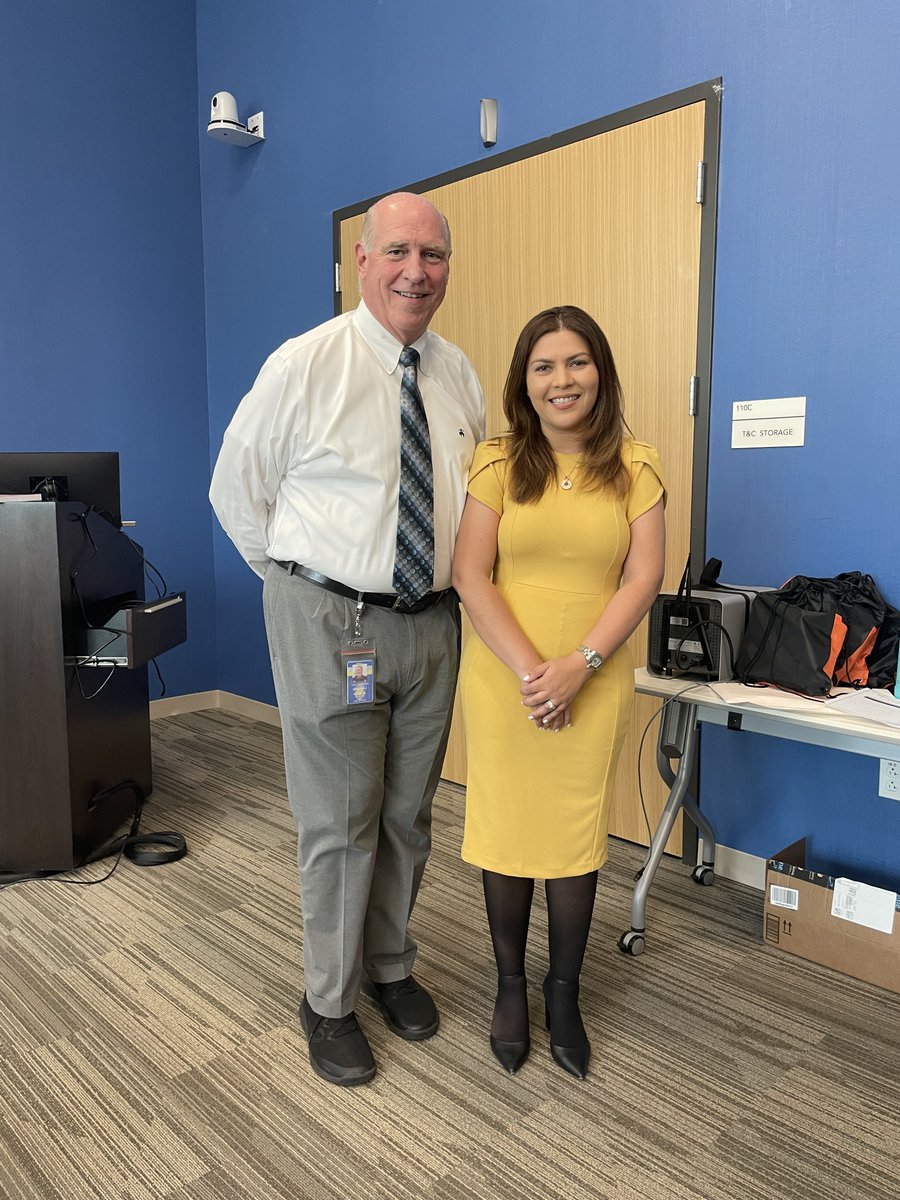 InfoHTF's tweet image. Honored to return to @CoralGablesPD — this time training youth in the Police Explorers &amp;amp; PAL on anti-trafficking &amp;amp; online safety. Together, we’re empowering future leaders with tools to protect themselves &amp;amp; others. Knowledge saves lives.
#EndTrafficking #PALProgram