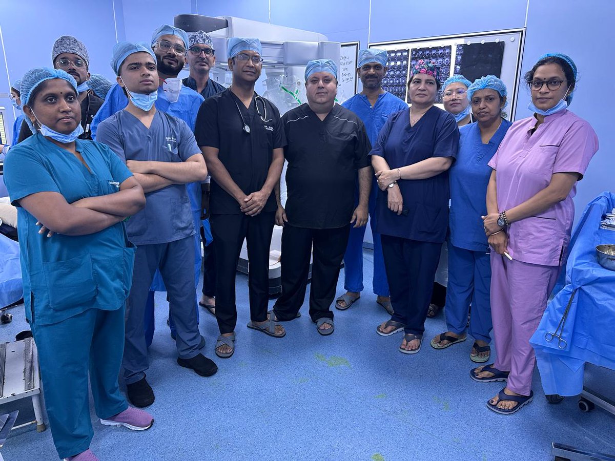 VMMC & Safdarjung Hospital (@sjhdelhi) on Twitter photo Robotic Surgery Milestone# Largest ever adrenal tumour in the world to have been removed robotically. Procedure performed successfully at <a href="/SJHDELHI/">VMMC & Safdarjung Hospital</a> by a team led by Dr Pawan Vasudeva, Prof & HOD Urology, under the leadership of MS Dr Sandeep Bansal and Principal Dr Geetika Khanna Robotic Surgery Milestone# Largest ever adrenal tumour in the world to have been removed robotically. Procedure performed successfully at <a href="/SJHDELHI/">VMMC & Safdarjung Hospital</a> by a team led by Dr Pawan Vasudeva, Prof & HOD Urology, under the leadership of MS Dr Sandeep Bansal and Principal Dr Geetika Khanna