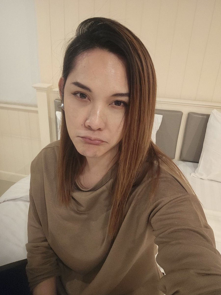 สาวสอง ไม่แปลง (@napeeranan) / Posts / X