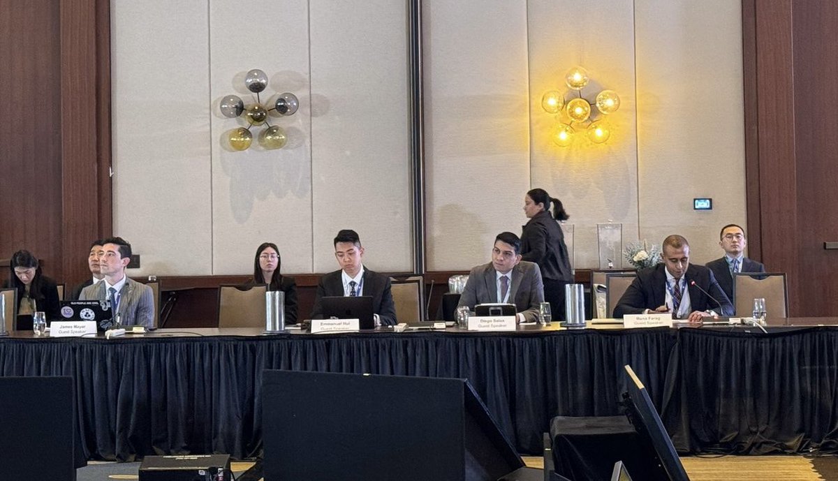 APECBiz's tweet image. Bio and Healthcare Working Group Chair Kyu Ho Lee, of ABAC Korea, presides over the group in discussing issues relating to facilitating the development and use of new medical innovations and technology to enhance inclusive health care security particularly given the aging and…