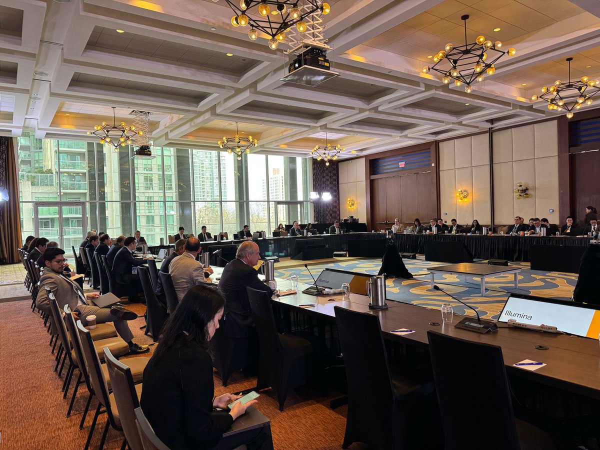 APECBiz's tweet image. Bio and Healthcare Working Group Chair Kyu Ho Lee, of ABAC Korea, presides over the group in discussing issues relating to facilitating the development and use of new medical innovations and technology to enhance inclusive health care security particularly given the aging and…
