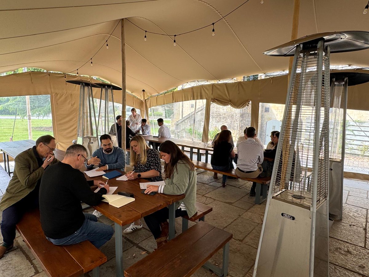 Our UK digital healthcare team had a fantastic time hosting this year’s Digital Healthcare Retreat in the Cotswolds! Thanks to all the amazing brokers who joined us for insights, hands-on sessions and some unexpected furry friends! 

#CFC #DigitalHealthcare #insurance