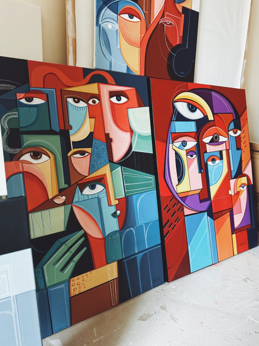 Gm! My studio is rich in these jewels tones today as these babies are headed to Denmark this weekend. 
Lots of new large canvases are on my website. If you haven’t checked them out yet, what’s holding you? 
Happy Friday! Keep it bold and colorful 🩷♥️💙🧡