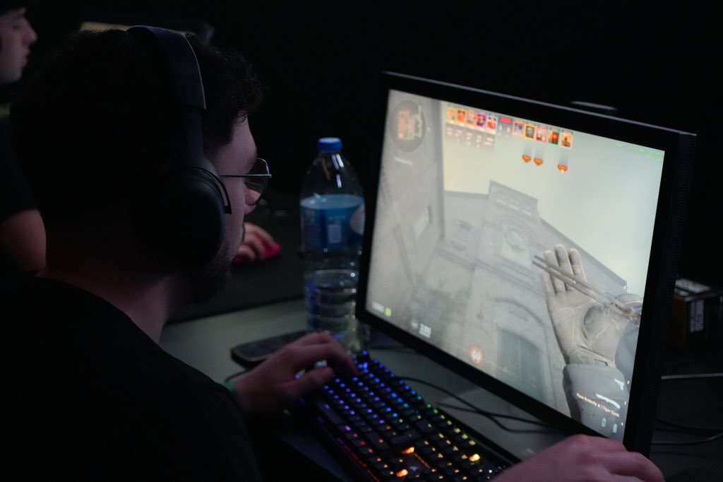 SAW Spring Cup

13-6 vs Watzare3860
2-0 (13-10 | 13-1) vs <a href="/ekipa_gg/">EKIPA</a> 

Tem mais domingo 🤙

#AllOrNothing #CS2