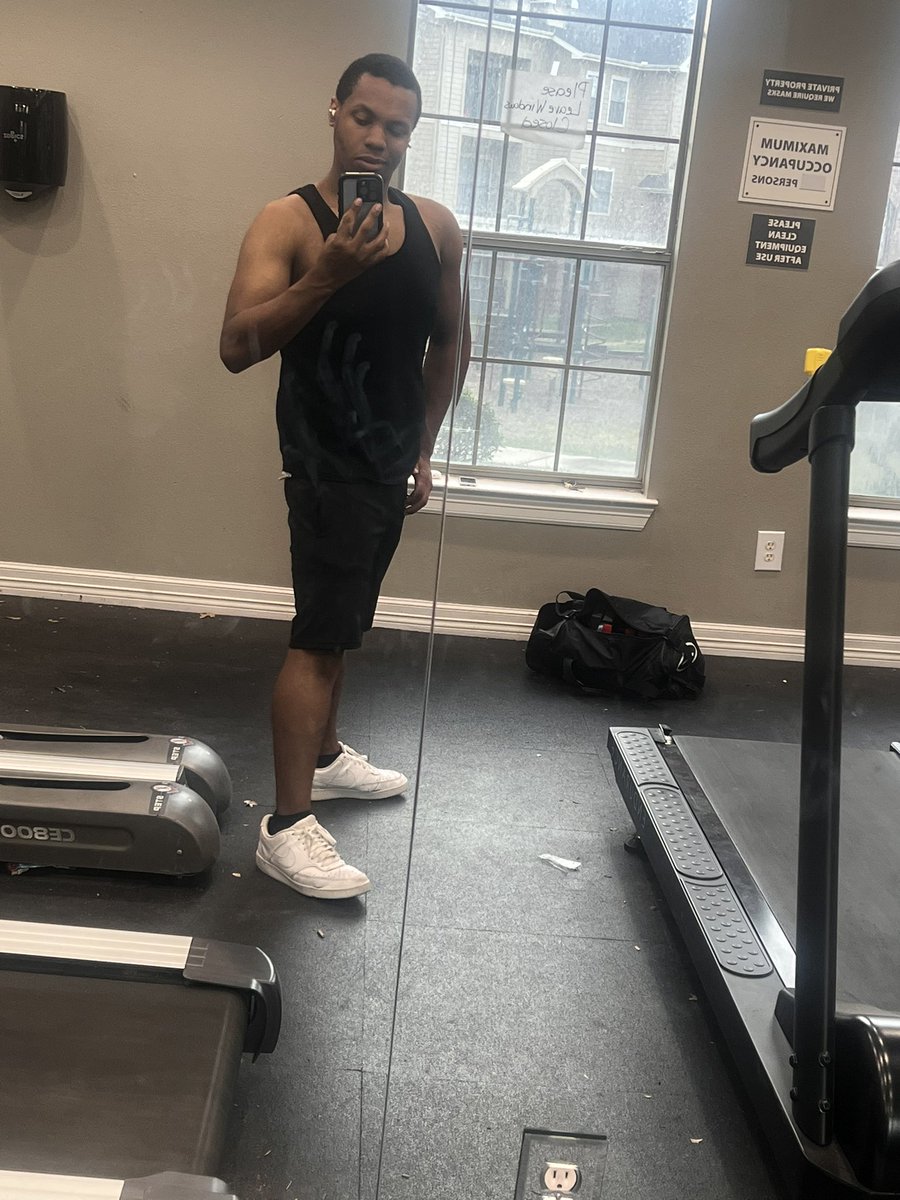 ExodusNytro's tweet image. Must make the gym my addiction this year 😜😜💪🏾 #Ambitious  #MyMission