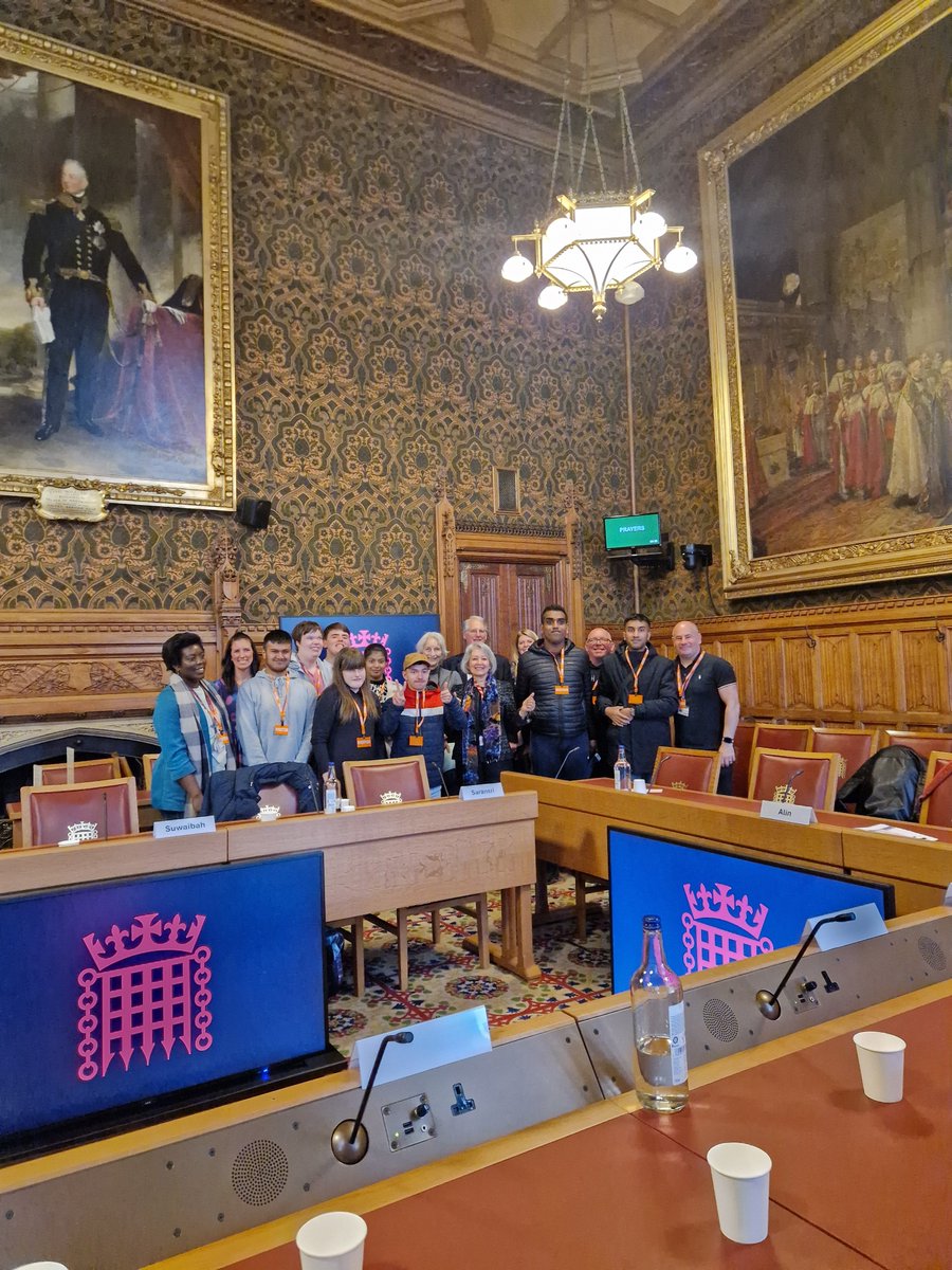 HLEnviroClimate's tweet image. The Committee met with Ellesmere College, one of our Youth Engagement Programme schools, to hear their views on climate and environmental issues 🌍🌱 Thank you to the wonderful students who contributed!