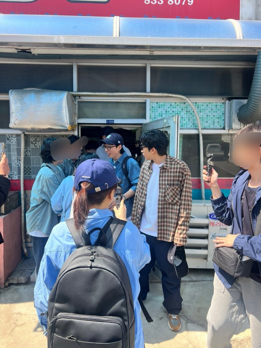 ricegangjeong's tweet photo. 헐'0'
핑계고 촌캉스 목격담 떴다!

게스트 ㅇㄷㅇ ㅇㅅㅇ ㄴㅊㅎ https://t.co/LewctdmKIR