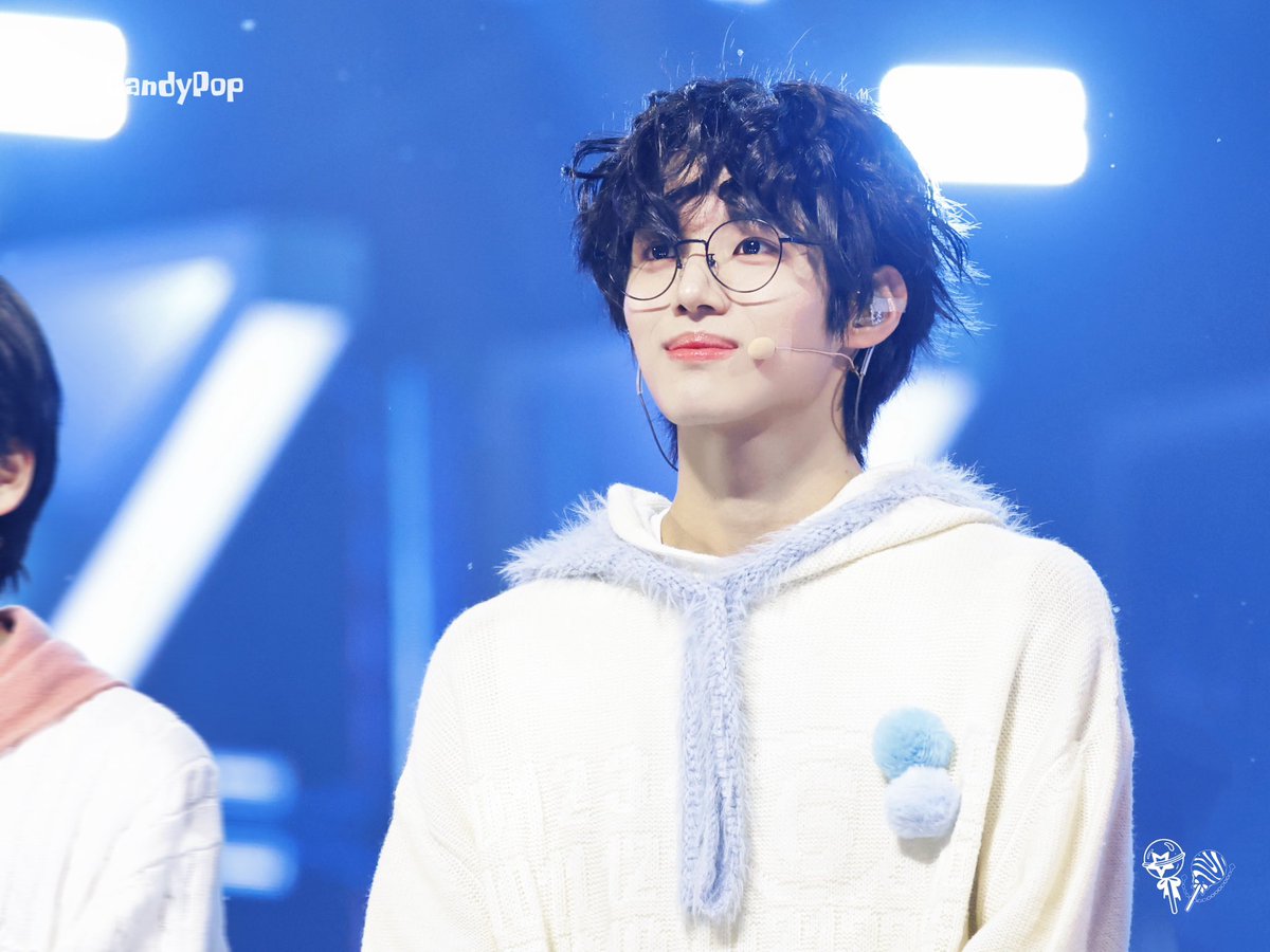 -𝟮𝟱𝟬𝟰𝟮𝟱 
#장용훈 #JANGYONGHOON 
#STARSHIP #Debuts_Plan 
#NewKids #뉴키즈